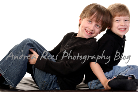 sibling portraits in mississauga, toronto, oakville, brothers, family photography